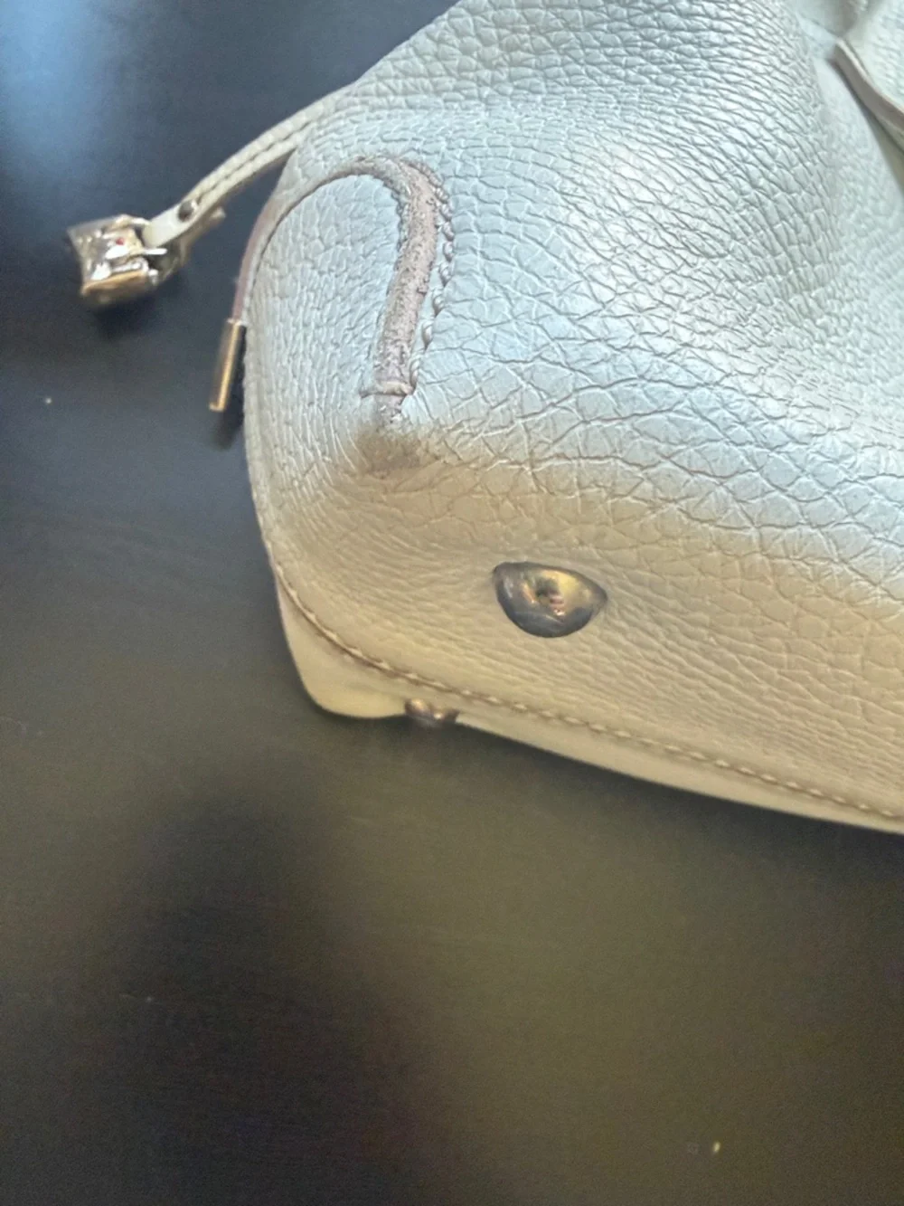 TOD'S Cream-White Pebbled Leather Tote with Top Handles - Picture 6 of 17